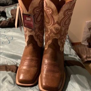Women’s boots